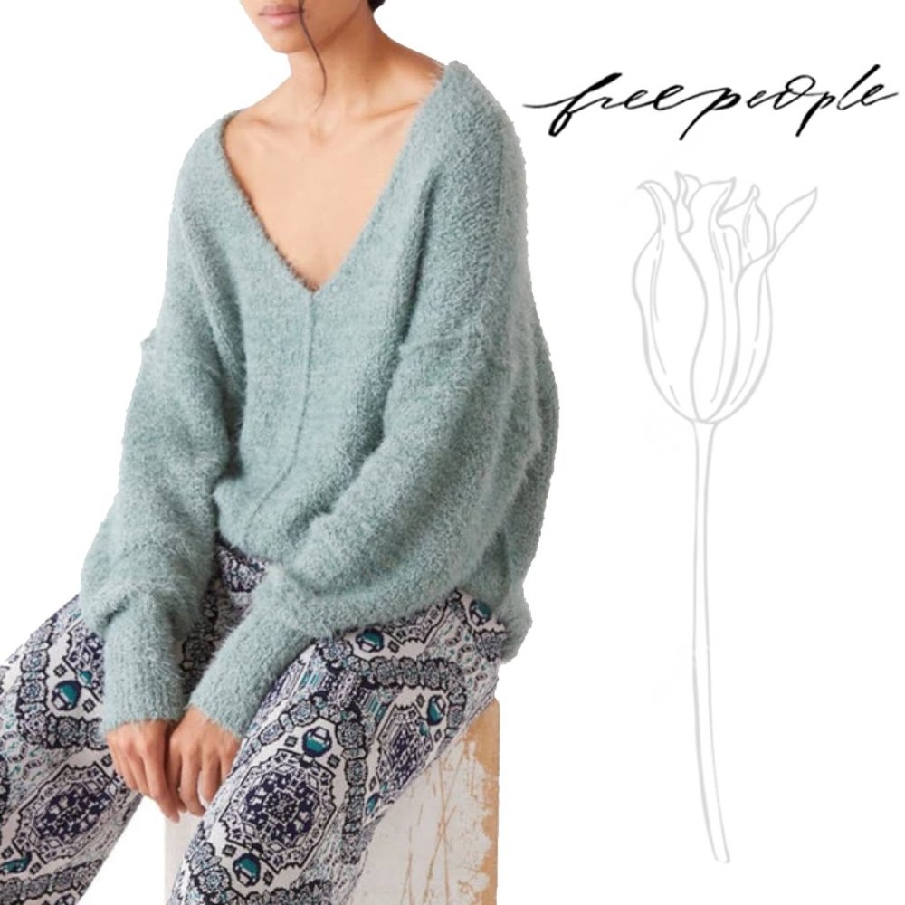 FREE PEOPLE Icing V-neck Sweater In Spring Dust